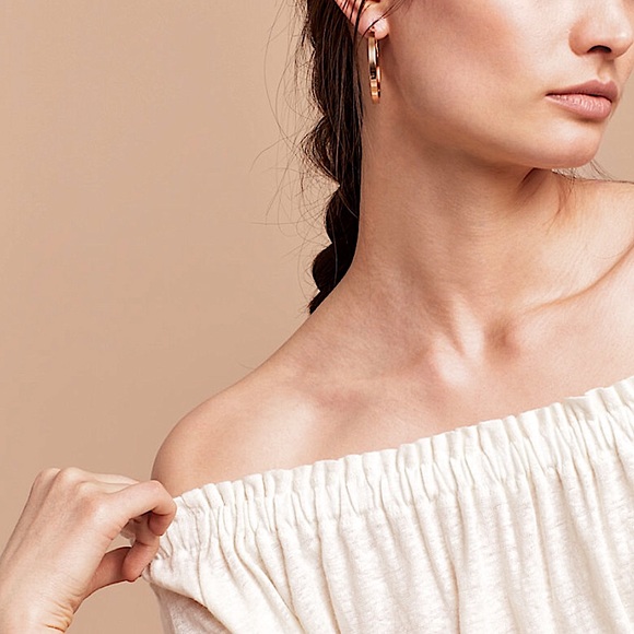 ARITZIA • WILFRED • Sartre Off-Shoulder Flowy T-Shirt • Small • Mauve Brown - Picture 5 of 13